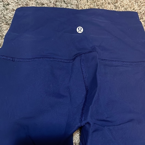 Lululemon leggings size 4 - Picture 2 of 9